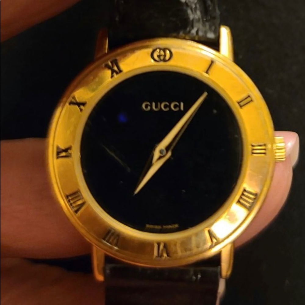 Gucci Watch - Picture 10 of 10